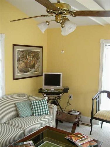 Fuquay Mineral Spring Inn & Garden Esterno foto